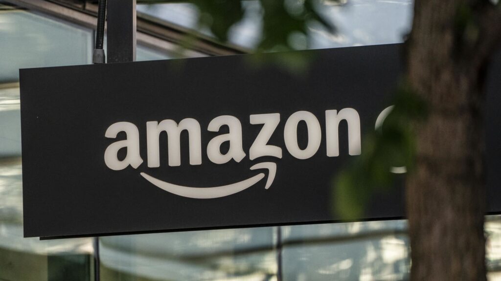 Amazon anuncia los mayores despidos en la historia de la empresa, dicen fuentes