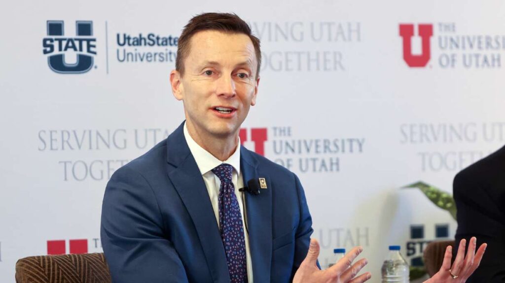 Brad Mortensen elegido por unanimidad como el decimoctavo presidente de la Universidad Estatal de Utah