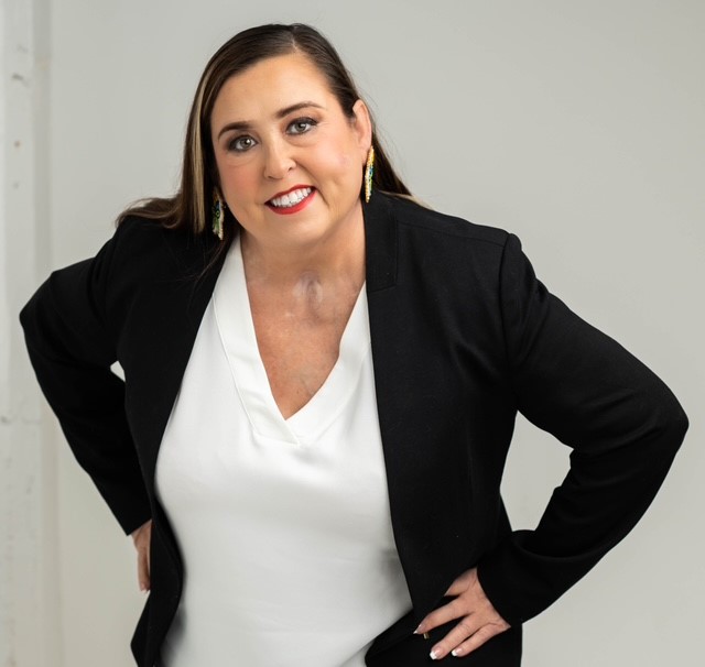 En servicio | Marni King, vicepresidenta de seguros, se centra en los clientes nativos