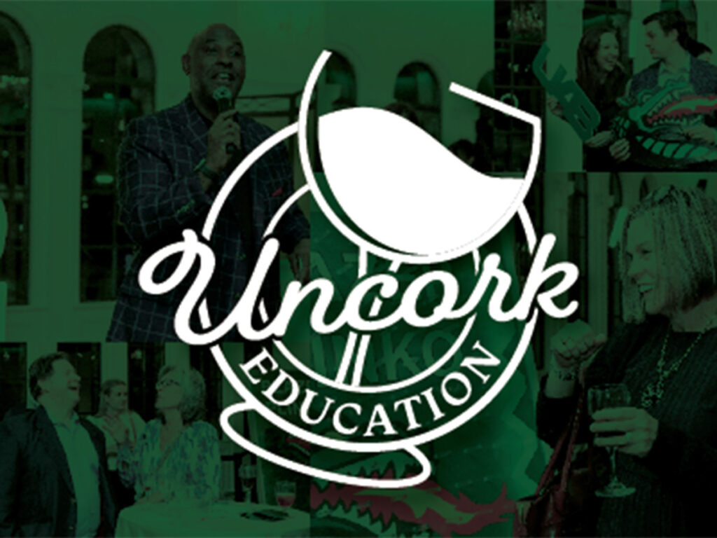 Evento educativo Uncorked de la Asociación Nacional de Antiguos Alumnos de la UAB para apoyar las becas para estudiantes el 13 de noviembre