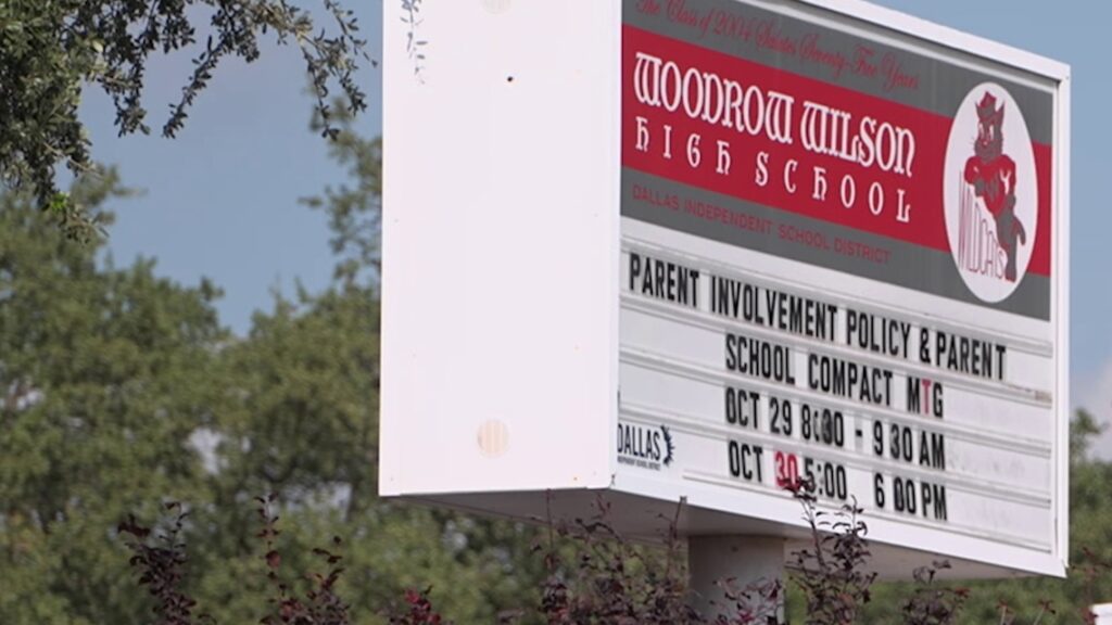 Dallas ISD instala un nuevo director interino en la escuela secundaria Woodrow Wilson después de una reunión para estudiantes negros