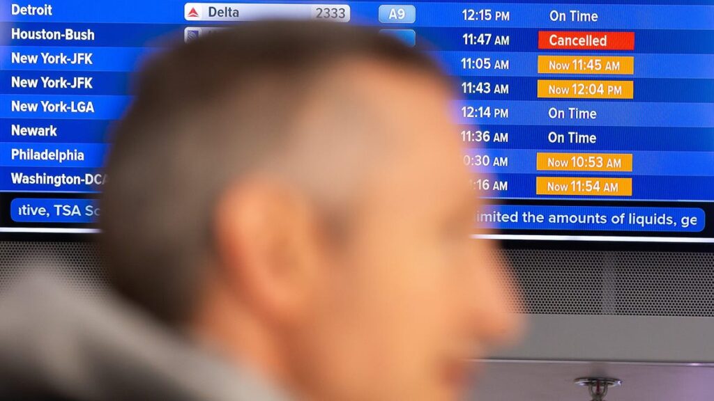 El DOT advierte que los retrasos pronto podrían volverse más graves