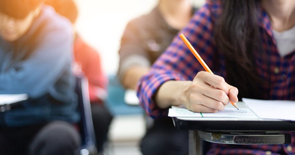 Nebraska se asocia con el Centro Nacional de Investigación de Educación Superior