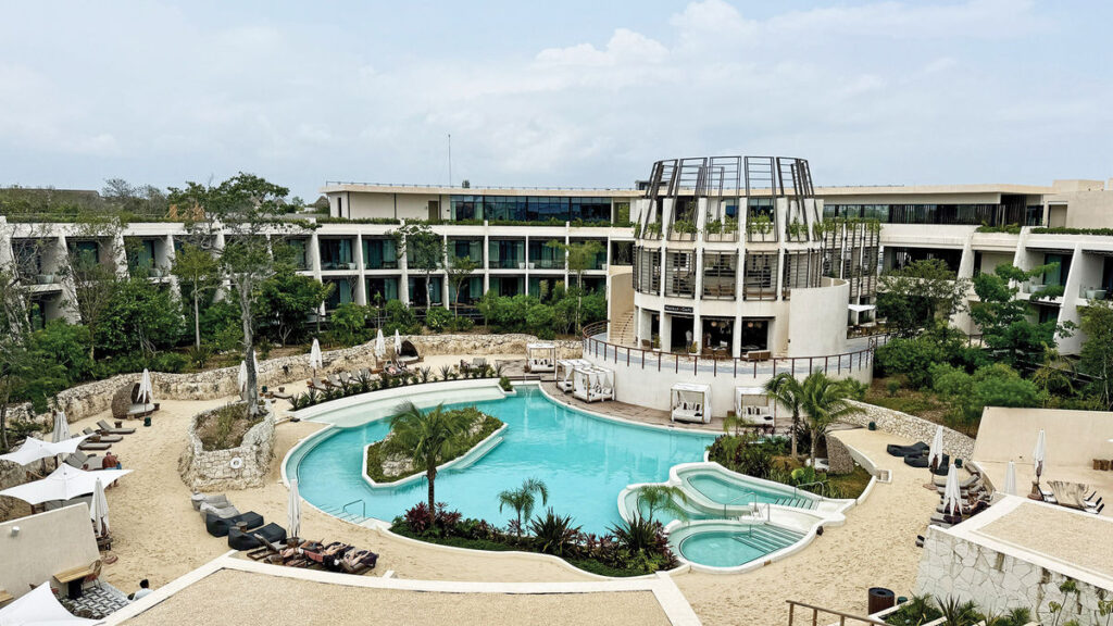 El CEO de Hyatt saluda a ALG Vacations y a los asesores de viajes: Travel Weekly