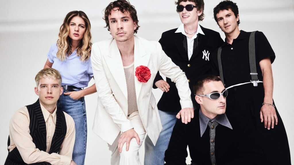 World Café: Podcast de palabras y música de World Café: NPR