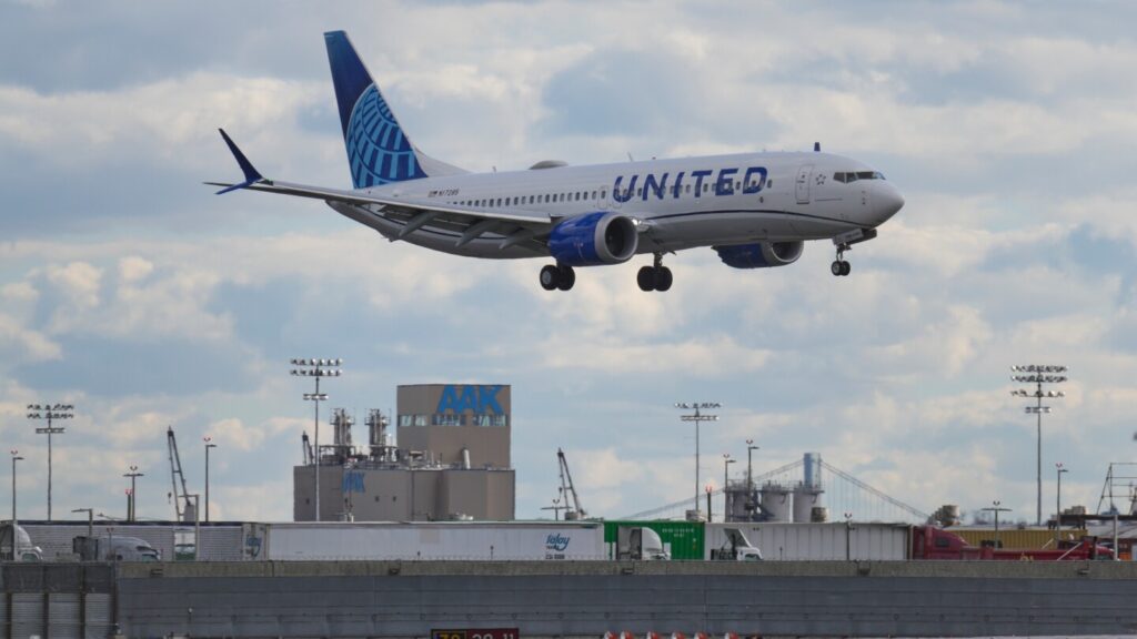 Se aceleran las cancelaciones de vuelos en los aeropuertos de EE.UU.