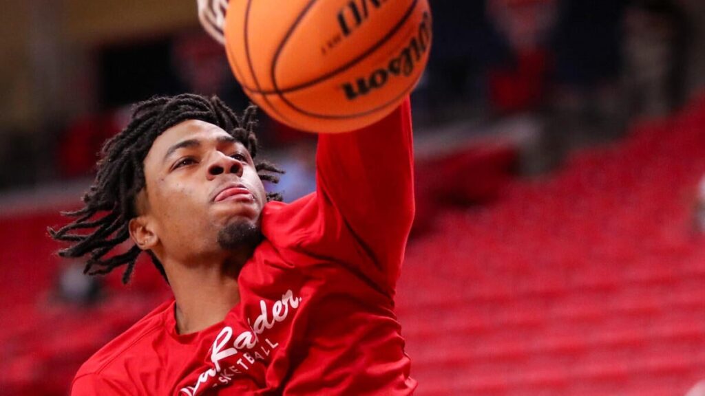 JT Toppin lidera a Texas Tech sobre Sam Houston después de perderse el primer partido